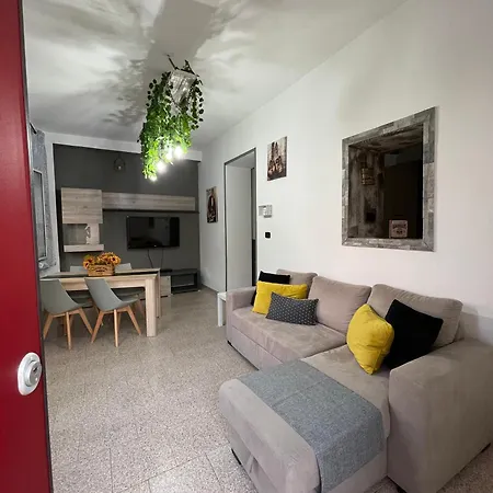 Apartment Mes'e Lampadas *
