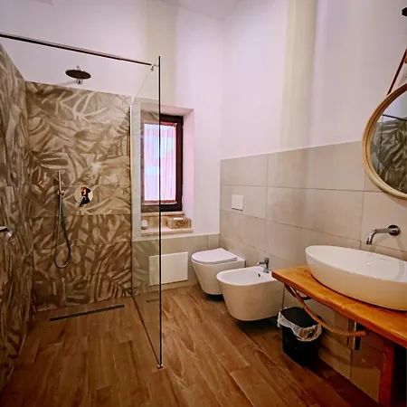 Mes'e Lampadas * كاستيلساردو