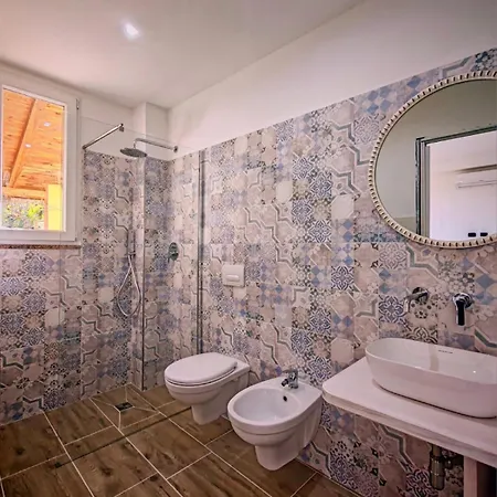 Mes'e Lampadas Apartment Castelsardo