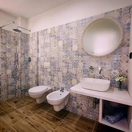 Mes'e Lampadas شقة